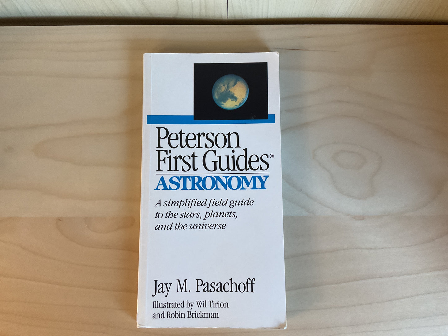 Peterson First Guides Astronomy