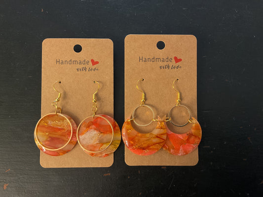 Little Finch orange resin circle earrings